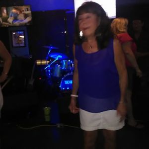 Meet your Posher, Connie